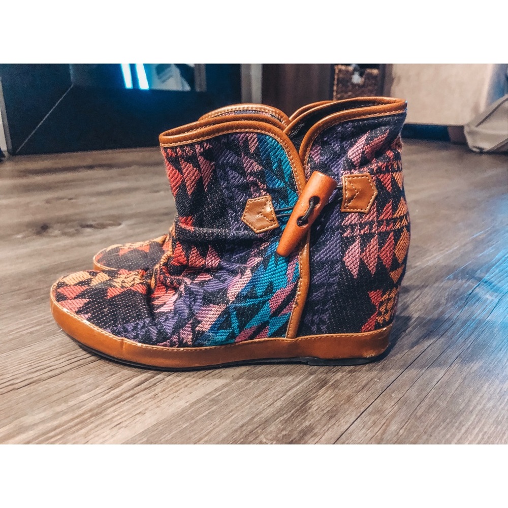 Aldo colorful wedges